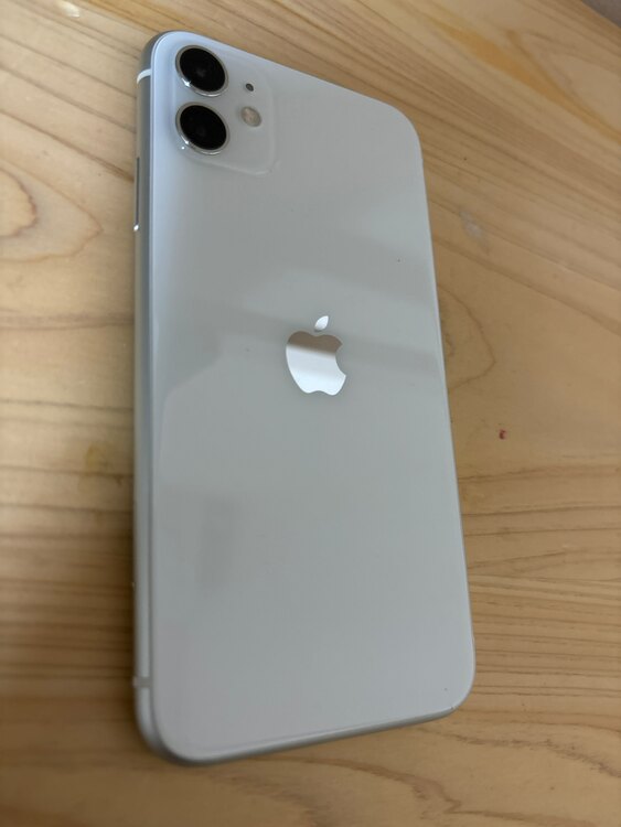 iPhone11（スマホ）の商品画像 - 査定依頼日：2023年11月23日 - 最高査定価格：23,000円