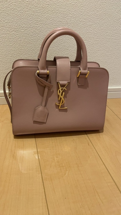 サンローラン ベイビーカバス（ブランドバッグ）の商品画像 - 査定依頼日：2025年11月25日 - 最高査定価格：40,000円