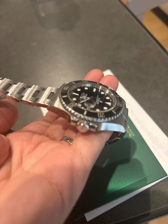 ロレックス サブマリーナー 126610Lm（高級時計）の商品画像 - 査定依頼日：2026年4月9日 - 最高査定価格：2,200,000円