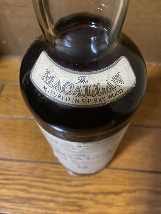 ウイスキー マッカラン （お酒）の商品画像 - 査定依頼日：2025年1月14日 - 最高査定価格：100,000円