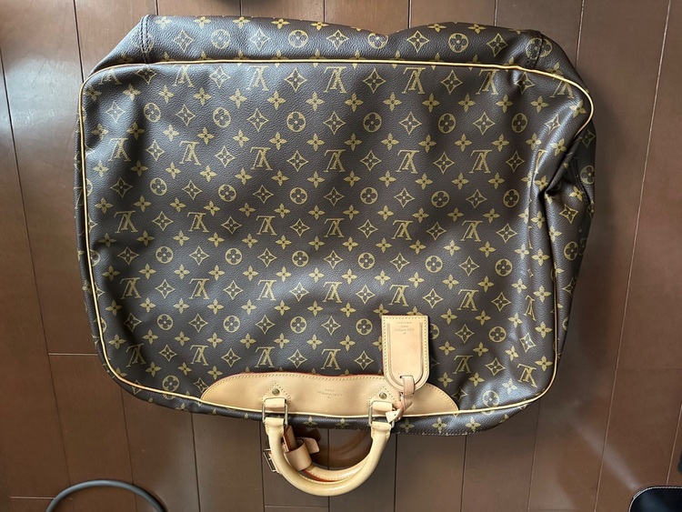 ボストンバック（ブランドバッグ）の商品画像 - 査定依頼日：2025年6月7日 - 最高査定価格：80,000円