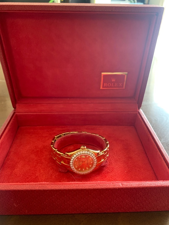 ロレックス デイトジャスト 69298Gw（高級時計）の商品画像 - 査定依頼日：2026年1月29日 - 最高査定価格：4,000,000円