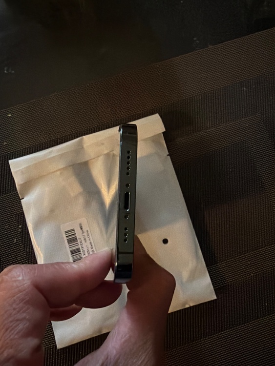 iPhone iPhone 12 Pro 256GB au（スマホ）の商品画像 - 査定依頼日：2026年9月23日 - 最高査定価格：29,000円
