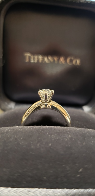 Tiffany　セッティング（宝石）の商品画像 - 査定依頼日：2022年3月22日 - 最高査定価格：150,000円