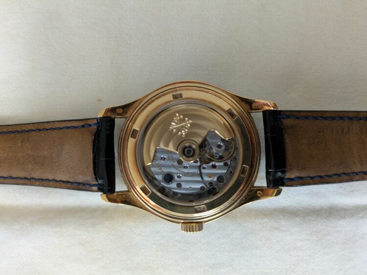 パテックフィリップ アニュアルカレンダー 5146R-001（高級時計）の商品画像 - 査定依頼日：2025年7月19日 - 最高査定価格：4,200,000円