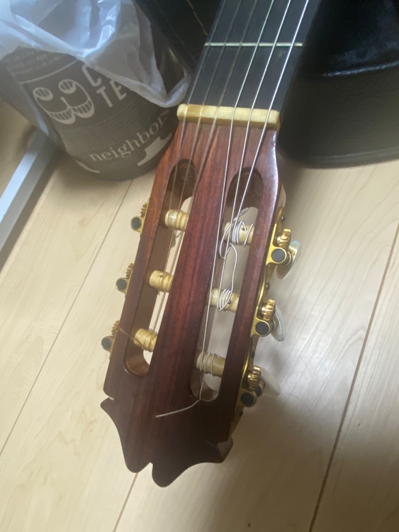 ホアンエルナンデスプロフェッサー2008（ピアノ・楽器・PA機材）の商品画像 - 査定依頼日：2025年11月18日 - 最高査定価格：50,000円