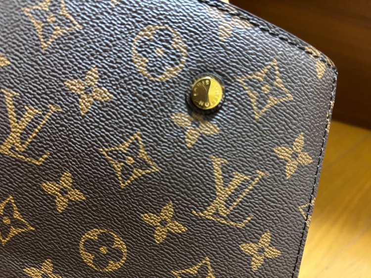 カバン（ブランドバッグ）の商品画像 - 査定依頼日：2026年1月9日 - 最高査定価格：150,000円