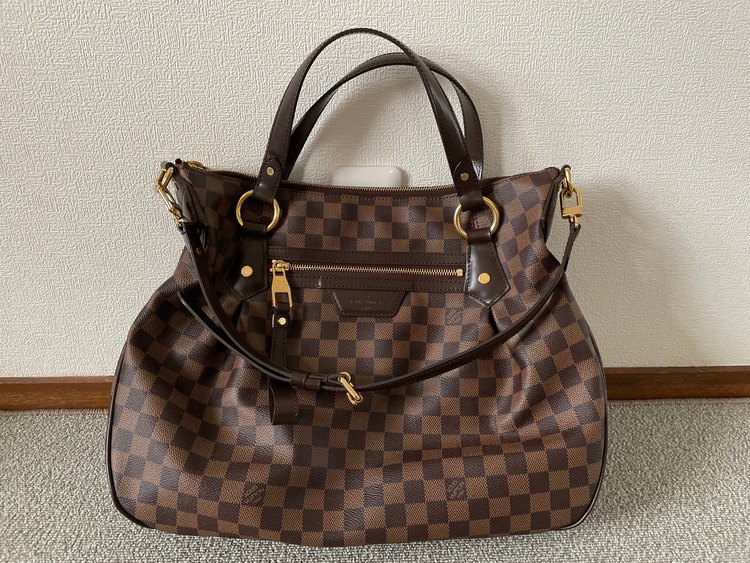 ルイヴィトン ダミエ （ブランドバッグ）の商品画像 - 査定依頼日：2022年10月8日 - 最高査定価格：105,000円