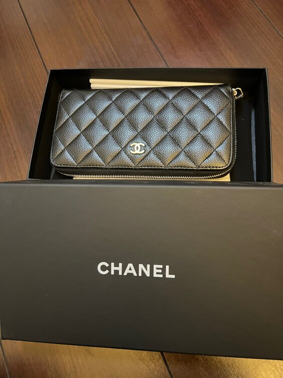 マトラッセル（ブランド財布・小物）の商品画像 - 査定依頼日：2025年1月6日 - 最高査定価格：70,000円