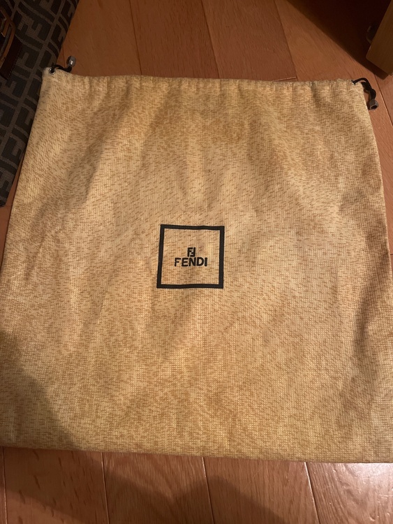 ズッカ マンマ バケット キャンバス ショルダーバッグ（ブランドバッグ）の商品画像 - 査定依頼日：2025年12月18日 - 最高査定価格：82,000円