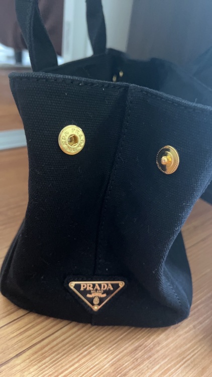 プラダ  （ブランドバッグ）の商品画像 - 査定依頼日：2025年6月28日 - 最高査定価格：80,000円