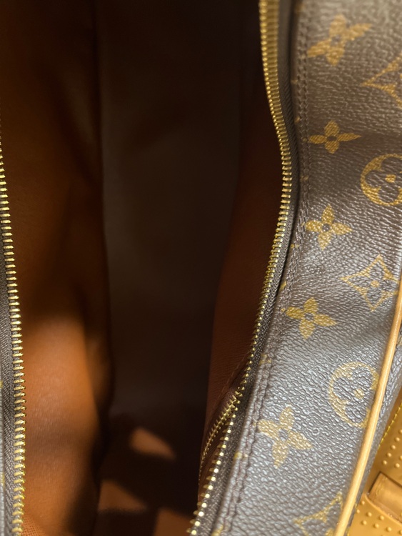 ルイヴィトン モノグラム （ブランドバッグ）の商品画像 - 査定依頼日：2025年8月13日 - 最高査定価格：70,000円