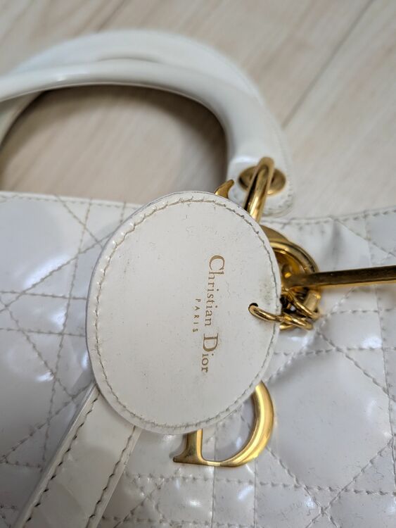 ディオール  （ブランドバッグ）の商品画像 - 査定依頼日：2025年11月17日 - 最高査定価格：230,000円