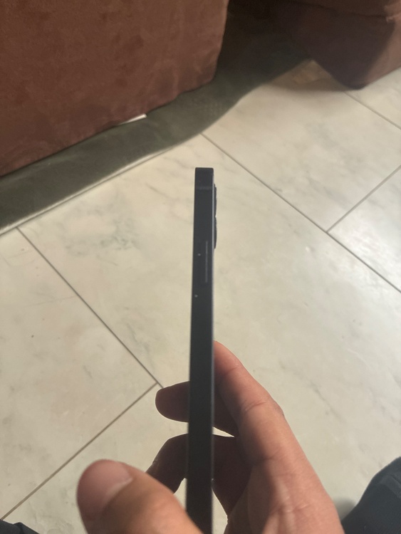 iPhone 12 128GB au（スマホ）の商品画像 - 査定依頼日：2026年2月16日 - 最高査定価格：24,000円