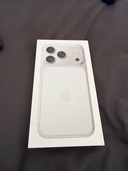 iPhone iPhone 17 Pro 256GB SIMフリー（iPhone 17 Pro）の商品画像 - 新品 - 査定完了日：2026.05.31 - 最高査定価格：186,000円