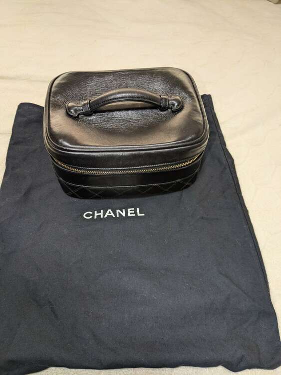 バニティバッグ（ブランドバッグ）の商品画像 - 査定依頼日：2024年12月23日 - 最高査定価格：38,000円