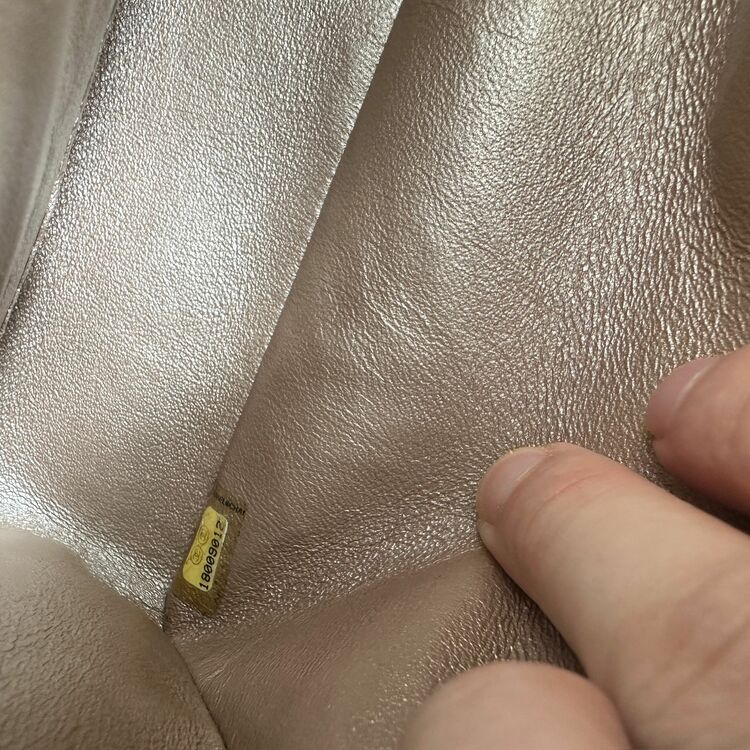 マトラッセ（ブランドバッグ）の商品画像 - 査定依頼日：2025年8月28日 - 最高査定価格：700,000円