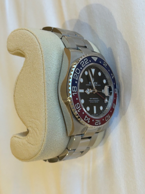 126710BLRO（高級時計）の商品画像 - 査定依頼日：2026年3月5日 - 最高査定価格：3,900,000円