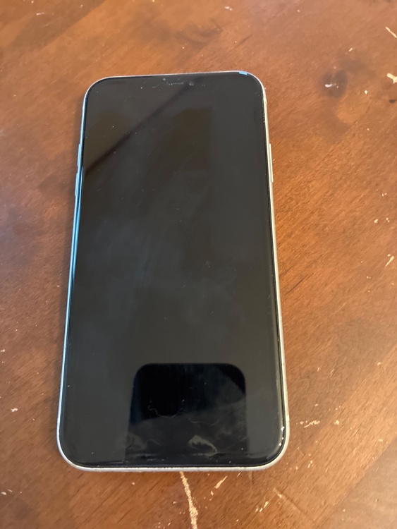 iPhoneXR（スマホ）の商品画像 - 査定依頼日：2026年4月29日 - 最高査定価格：16,000円