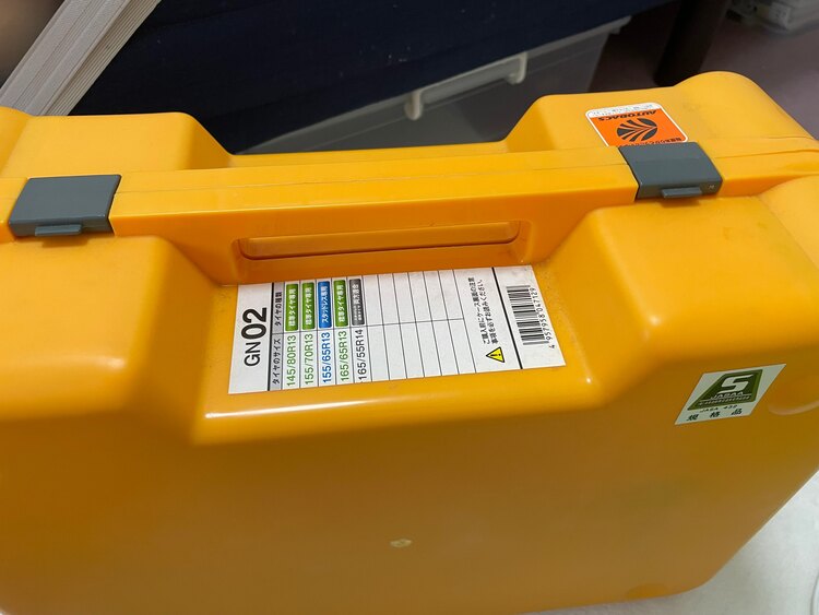 タイヤチェーン（カー用品）の商品画像 - 査定依頼日：2025年5月19日 - 最高査定価格：500円