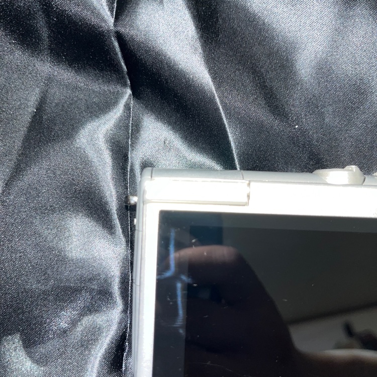 ミラーレス一眼（カメラ）の商品画像 - 査定依頼日：2025年10月15日 - 最高査定価格：30,000円