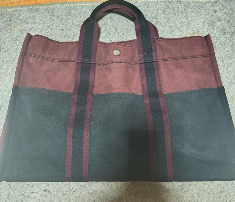 エルメス フールトゥ （ブランドバッグ）の商品画像 - 査定依頼日：2026年4月25日 - 最高査定価格：100,000円