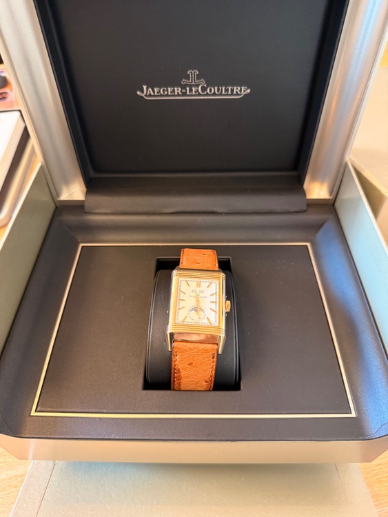 ジャガー・ルクル レベルソ （高級時計）の商品画像 - 査定依頼日：2026年2月1日 - 最高査定価格：2,350,000円