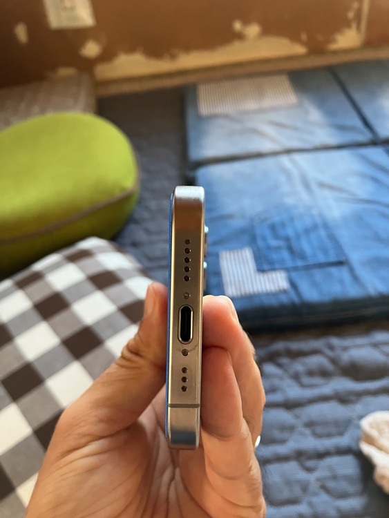 iPhone15pro（スマホ）の商品画像 - 査定依頼日：2026年9月14日 - 最高査定価格：94,000円