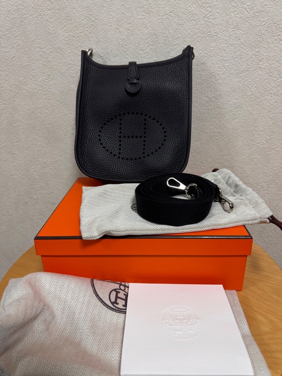 エルメス エブリン （ブランドバッグ）の商品画像 - 査定依頼日：2026年3月25日 - 最高査定価格：400,000円