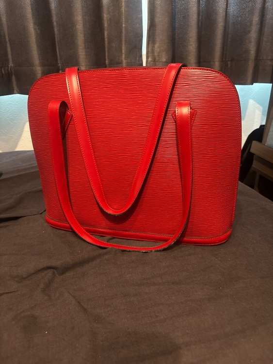 ルイヴィトン エピ （ブランドバッグ）の商品画像 - 査定依頼日：2025年8月7日 - 最高査定価格：46,000円