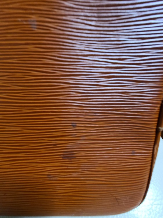 プチノエ（ブランドバッグ）の商品画像 - 査定依頼日：2022年5月9日 - 最高査定価格：30,000円