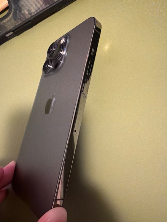 iPhone13pro 256gb（スマホ）の商品画像 - 査定依頼日：2026年1月5日 - 最高査定価格：49,000円