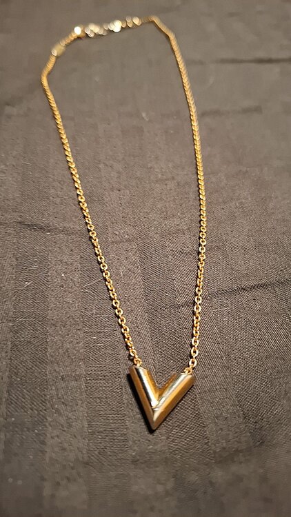 Louis Vuittonのネックレス（金・貴金属）の商品画像 - 査定依頼日：2025年12月15日 - 最高査定価格：100,000円