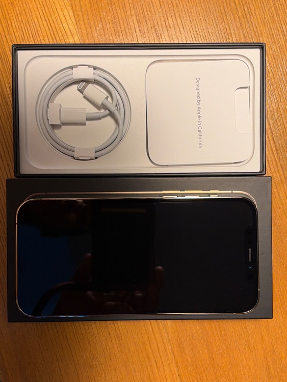 iPhone iPhone 12 Pro 128GB SIMフリー（スマホ）の商品画像 - 査定依頼日：2026年9月28日 - 最高査定価格：33,500円