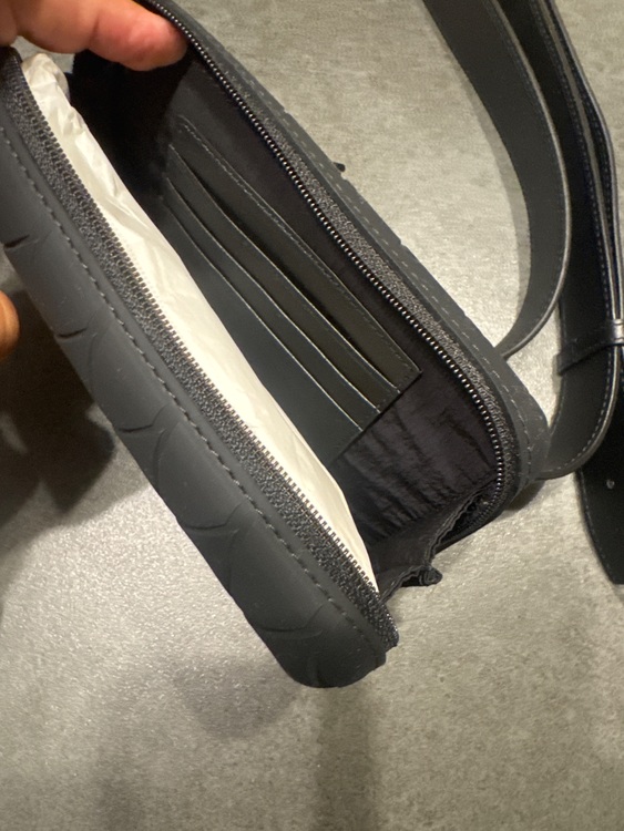 ボッテガ・ヴェネタ  （ブランドバッグ）の商品画像 - 査定依頼日：2025年10月3日 - 最高査定価格：110,000円