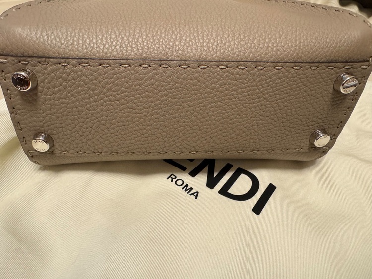 8BN244 N8K F04YB（ブランドバッグ）の商品画像 - 査定依頼日：2025年7月19日 - 最高査定価格：270,000円