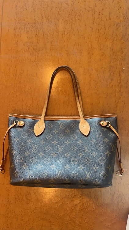 ルイヴィトン モノグラム （ブランドバッグ）の商品画像 - 査定依頼日：2025年11月23日 - 最高査定価格：130,000円