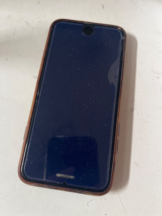 iPhone iPhone8 64GB docomo（スマホ）の商品画像 - 査定依頼日：2026年7月29日 - 最高査定価格：2,000円