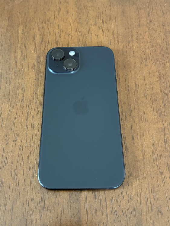 iPhone iPhone 15 128GB au（スマホ）の商品画像 - 査定依頼日：2026年7月26日 - 最高査定価格：59,000円