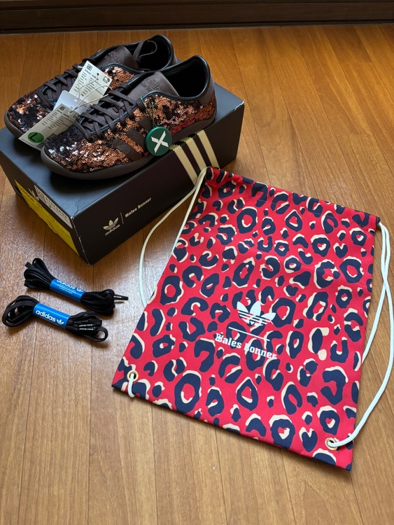 adidas karintha Wales Bonner（古着・ファッション）の商品画像 - 査定依頼日：2026年2月27日 - 最高査定価格：100,000円