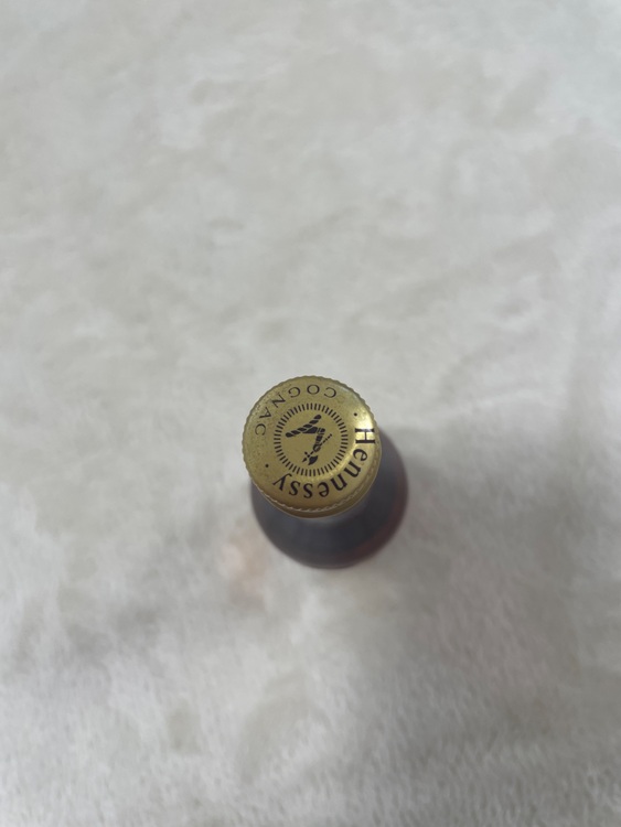 ヘネシー（お酒）の商品画像 - 査定依頼日：2025年7月20日 - 最高査定価格：10円