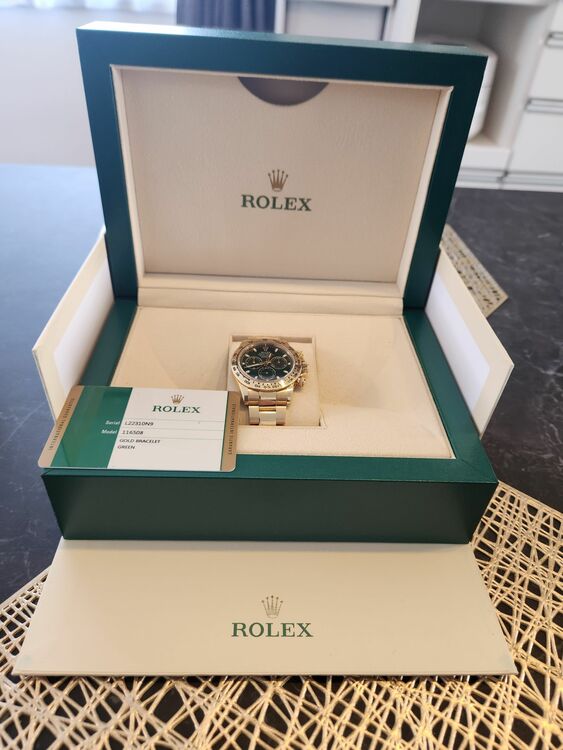 ロレックス デイトナ 116505（高級時計）の商品画像 - 査定依頼日：2025年10月7日 - 最高査定価格：10,000,000円