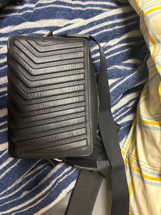 バレンシアガ  （ブランドバッグ）の商品画像 - 査定依頼日：2026年3月9日 - 最高査定価格：55,000円