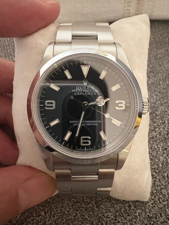 ロレックスエクスプローラー（高級時計）の商品画像 - 査定依頼日：2026年1月5日 - 最高査定価格：900,000円