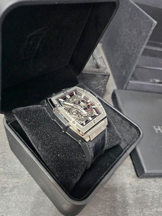 ウブロ ビックバン （高級時計）の商品画像 - 査定依頼日：2025年9月4日 - 最高査定価格：1,500,000円