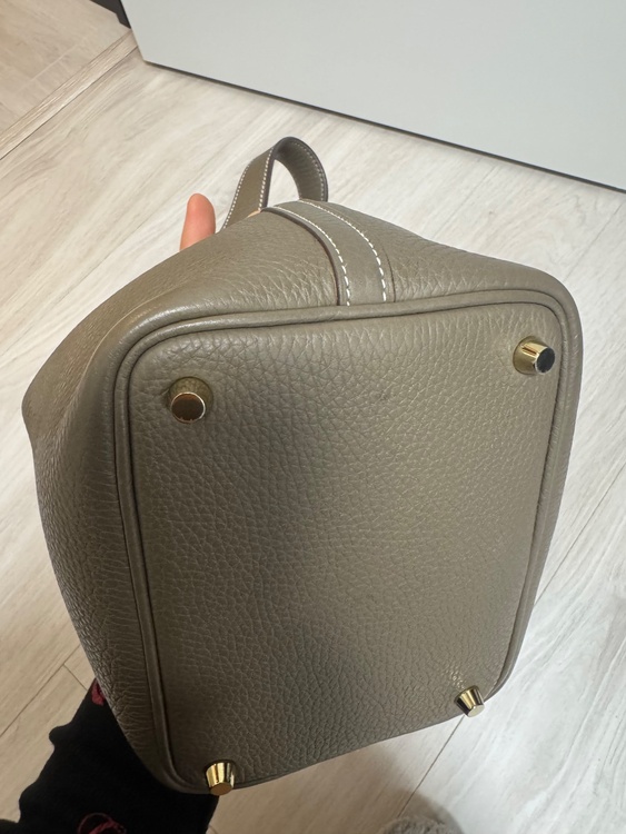 ピコタンロックPM（ブランドバッグ）の商品画像 - 査定依頼日：2026年4月6日 - 最高査定価格：800,000円