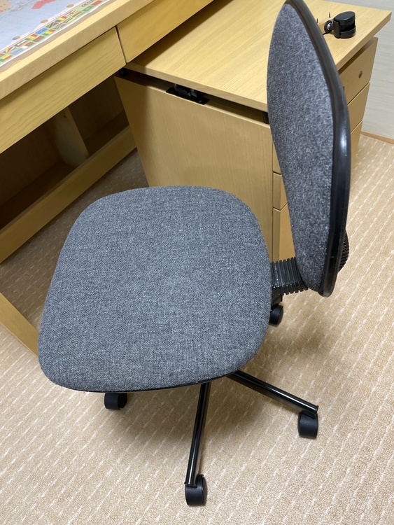 学習机（家具・寝具）の商品画像 - 査定依頼日：2026年4月2日 - 最高査定価格：5,000円