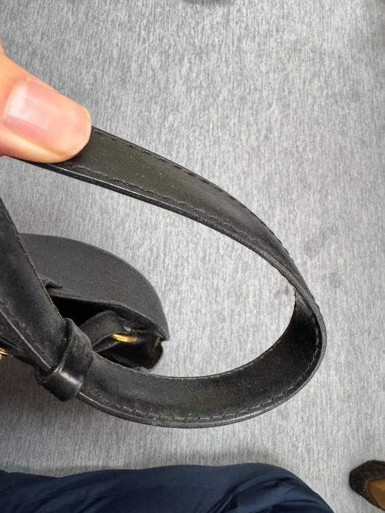 ルイヴィトン　エピ　クリュニー　ショルダーバッグ（ブランドバッグ）の商品画像 - 査定依頼日：2026年1月30日 - 最高査定価格：50,000円