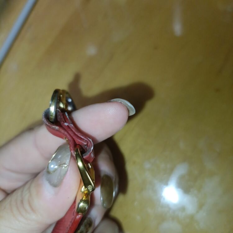 キーホルダー（ブランド財布・小物）の商品画像 - 査定依頼日：2025年9月5日 - 最高査定価格：3,000円