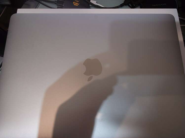 MacBook Air A2337（PC・タブレット）の商品画像 - 査定依頼日：2025年4月19日 - 最高査定価格：43,000円